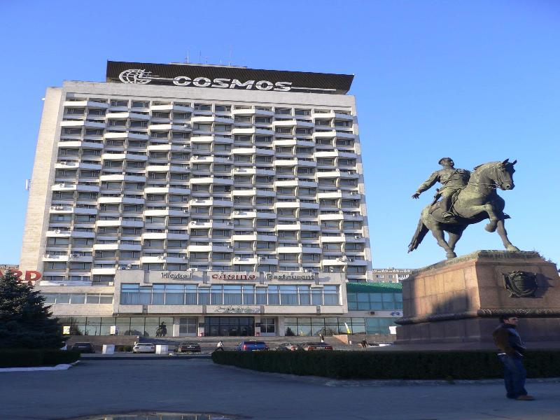 Cosmos Hotel Chişinǎu Buitenkant foto